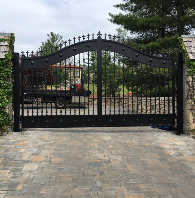Iron Fences & Iron Gates for Homes & Commercial Businesses in Detroit, MI | San Marino Iron Inc. - fence-1