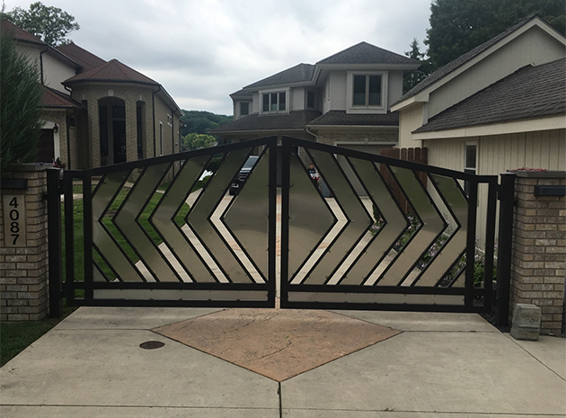Iron Fences & Iron Gates for Homes & Commercial Businesses in Detroit, MI | San Marino Iron Inc. - fence-3